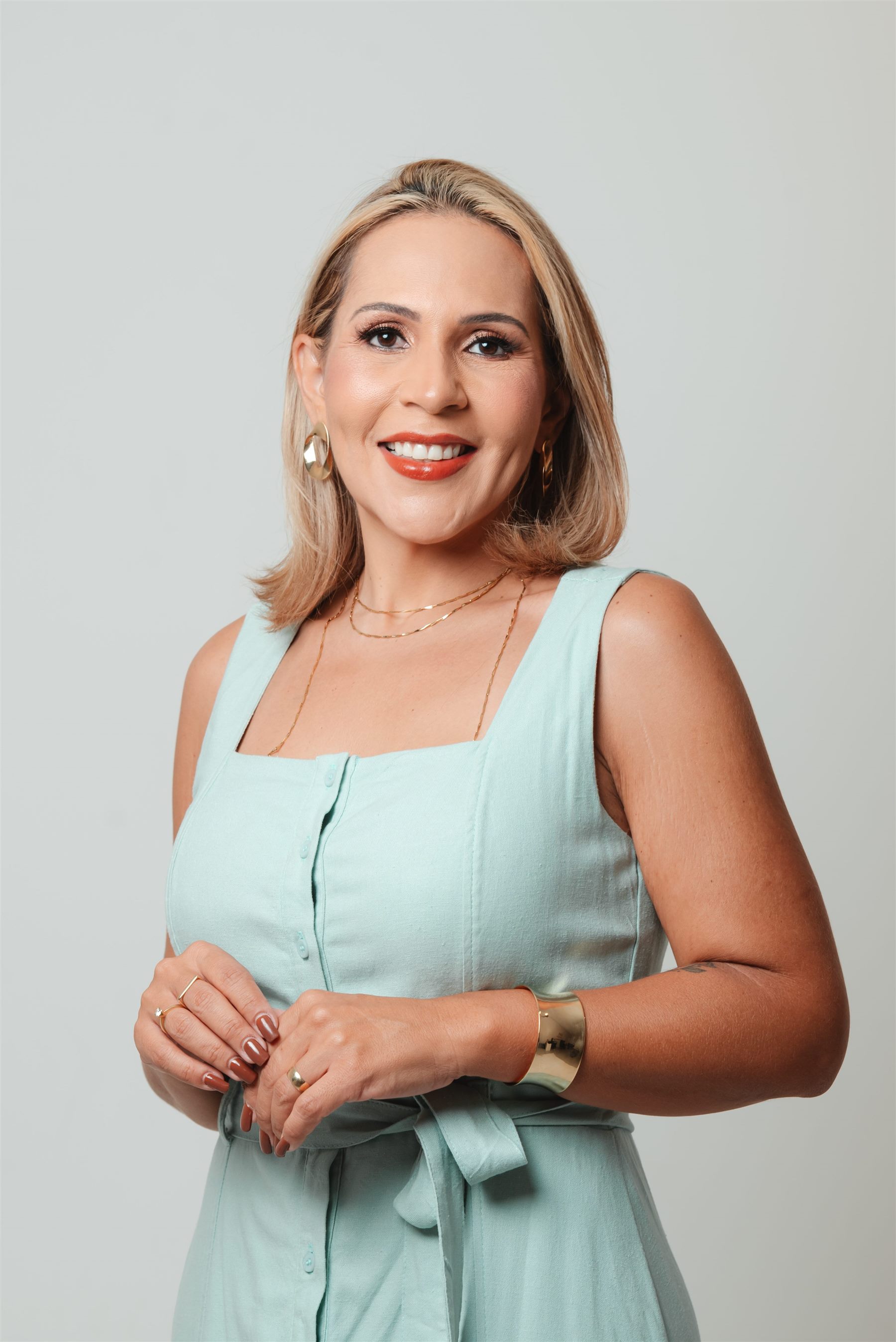T&acirc;nia Sena